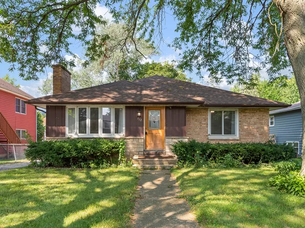 112 Hammond Ave, Wauconda, IL 60084