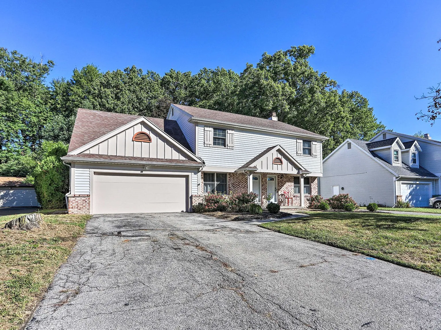 3 bed, $5,000 — Photo 2