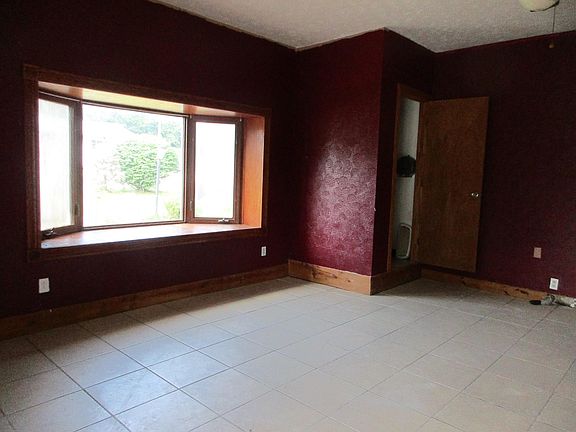 5th image of 225 Kelley Dr