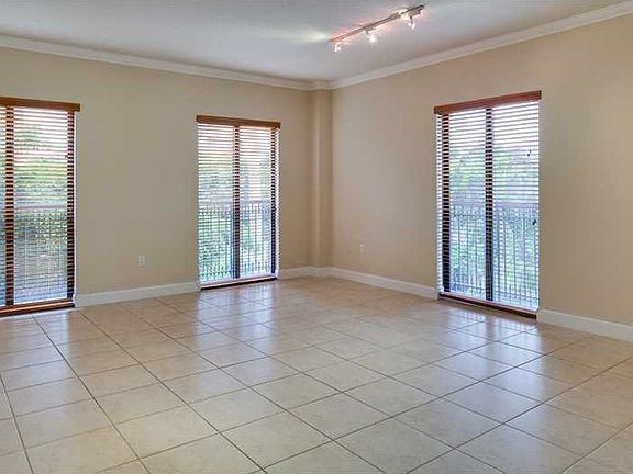 2nd image of 671 Biltmore Way APT 203