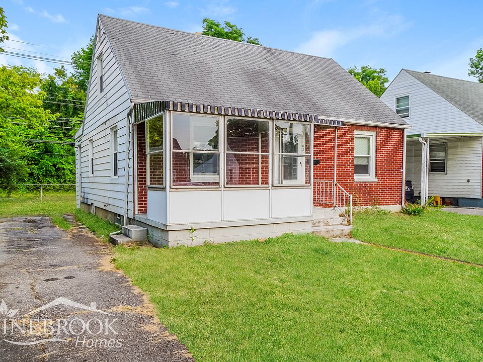 1st image of 831 Lyman Ave