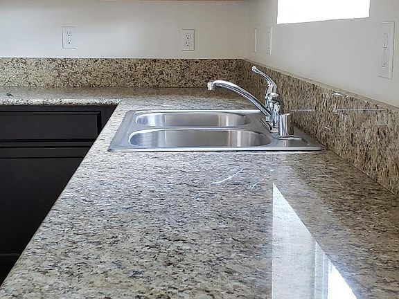 5th image of 4015 E Kaweah Avenue N Lot21