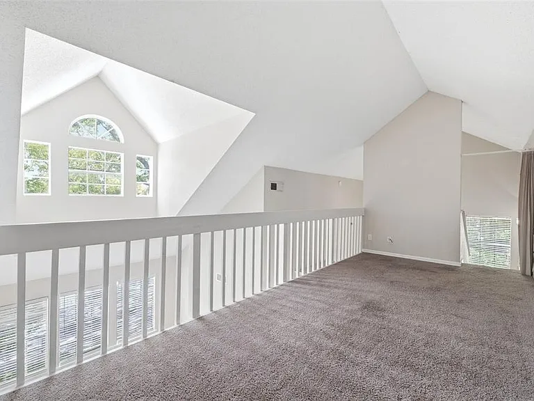 3274 Haviland Ct #201 — Photo 33