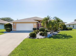 1823 SE 5th Ave, Cape Coral, FL 33990