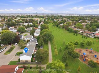 16 Gleneaden Ct, Brampton, ON L6S 2J7