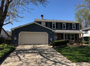 862 Stonebridge Ln, Buffalo Grove, IL 60089