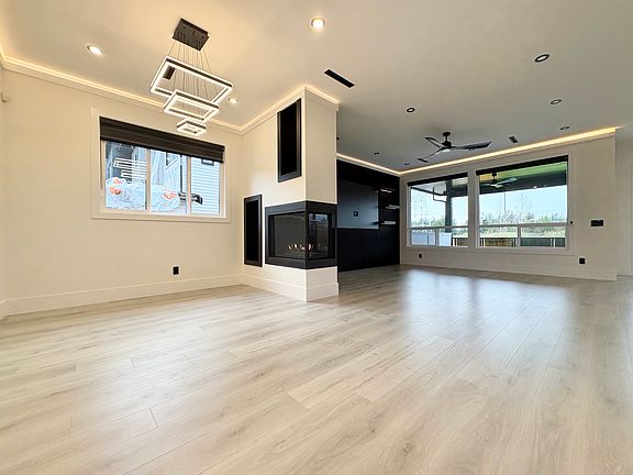 4th image of 10101 Parkwood Dr
