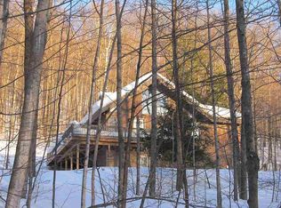 417 Loveland Dr, Harbor Springs, MI 49740