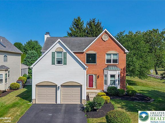 3rd image of 369 Lenape Trl