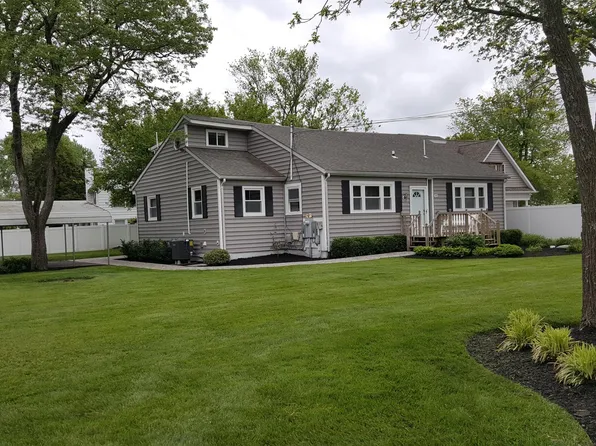 1407 Central Ave E, Edgewater, MD 21037