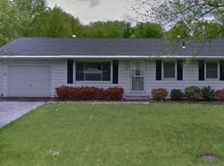 110 Meadow Ln, Hallsville, MO 65255