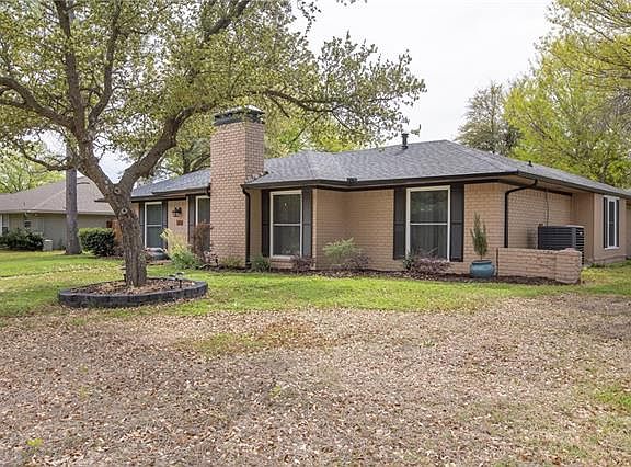 5th image of 200 Sagebrush Ln