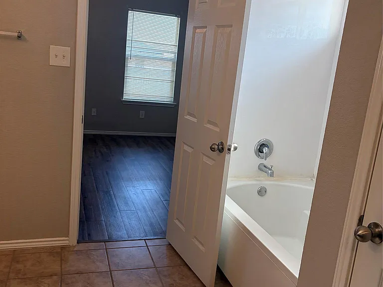 1801 Gigante Dr — Photo 4