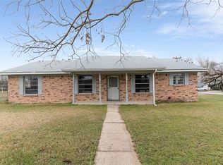 800 Division St, Greenville, TX 75401