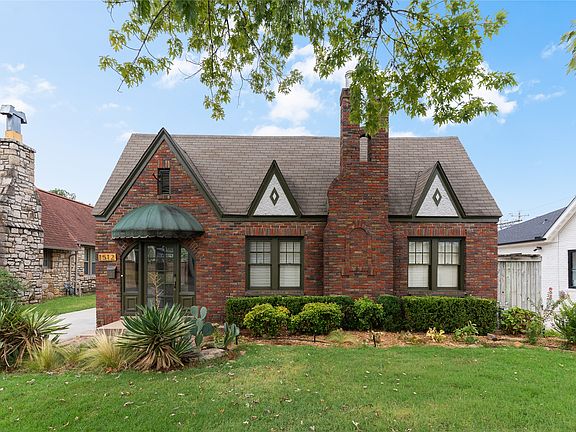 3rd image of 1512 S Gary Pl