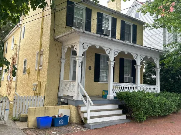 22 Peyton St, 22 Peyton St #1, Winchester, VA 22601