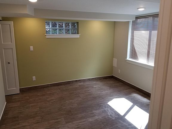 3rd image of 483 Garfield St