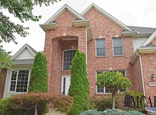 9199 Valetta Dr, Temperance, MI 48182