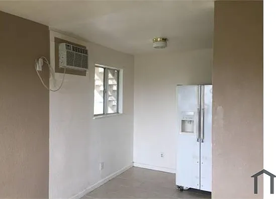 1 bed, 450 sqft, $1,300 — Photo 4
