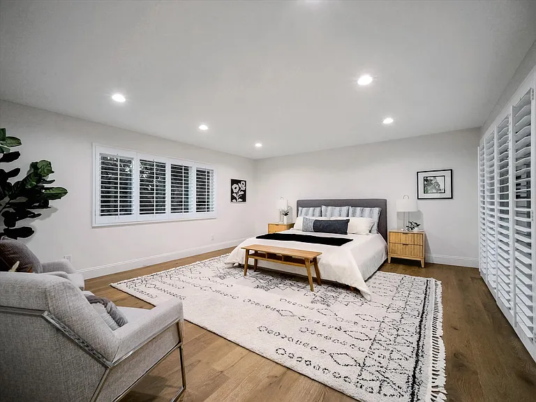 4732 Del Moreno Dr — Photo 21
