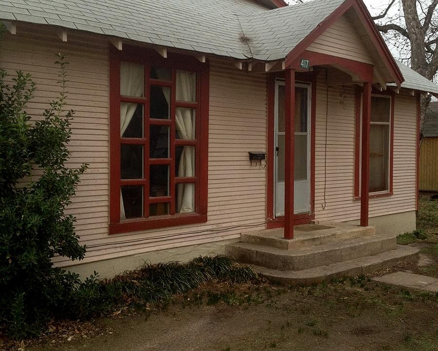 1st image of 417 W Hampton Ave