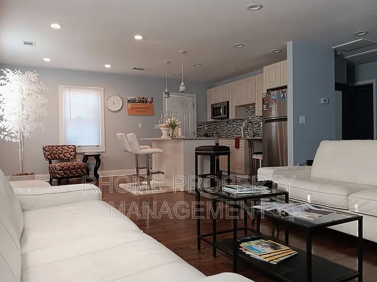 1711 Candler Rd — Photo 4