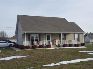 3 Rolling Hills Dr, Fayetteville, TN 37334