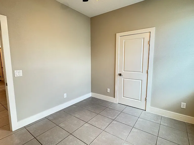 256 Hyacinth Ct — Photo 21