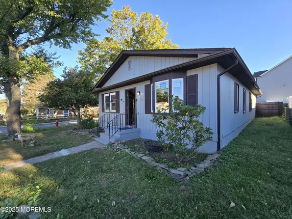 871 S Concourse Road S, Cliffwood Beach, NJ 07735