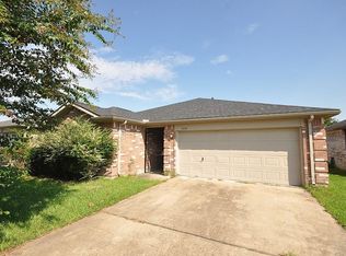 5319 Honeyvine Dr, Houston, TX 77048