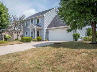 1312 Misty River Dr, Fort Wayne, IN 46808