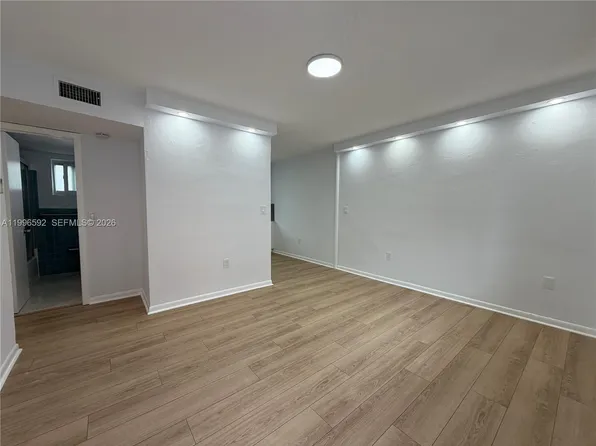 1460 SW 4th St APT 2, Miami, FL 33135