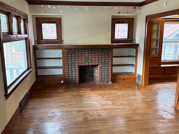 2nd image of 5225 Theodore St