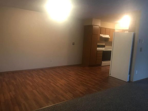 2nd image of 1006 Dano Cir APT 3