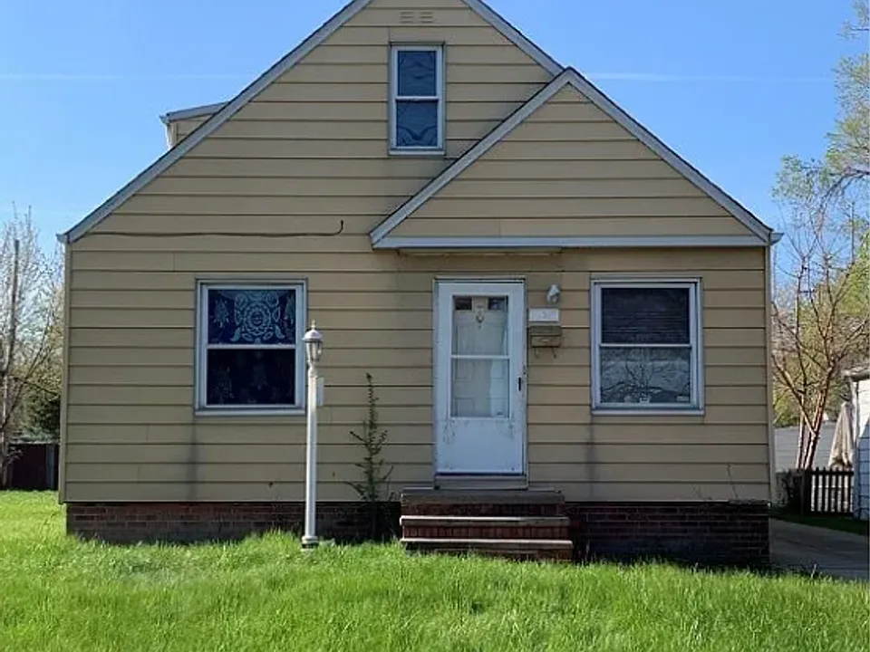11305 Western Ave