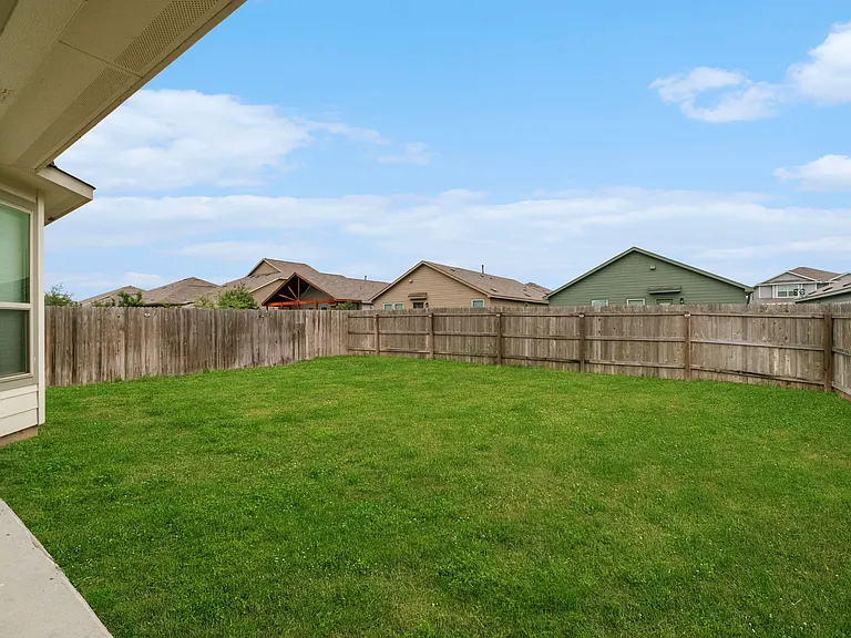 5806 Larkspur Valley — Photo 20