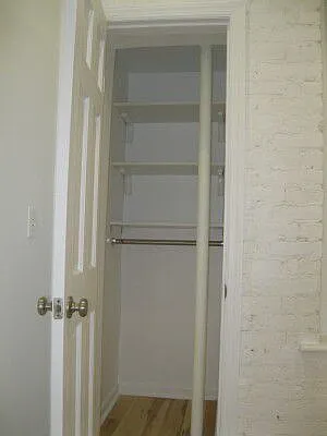 Rented by Tower Brokerage | media 27