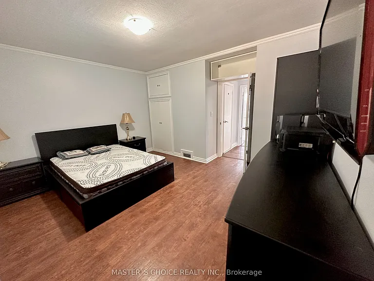 116 Lonborough Ave #UPPER — Photo 13