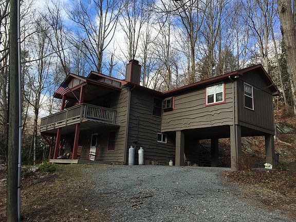 3rd image of 275 Cliffwood Dr