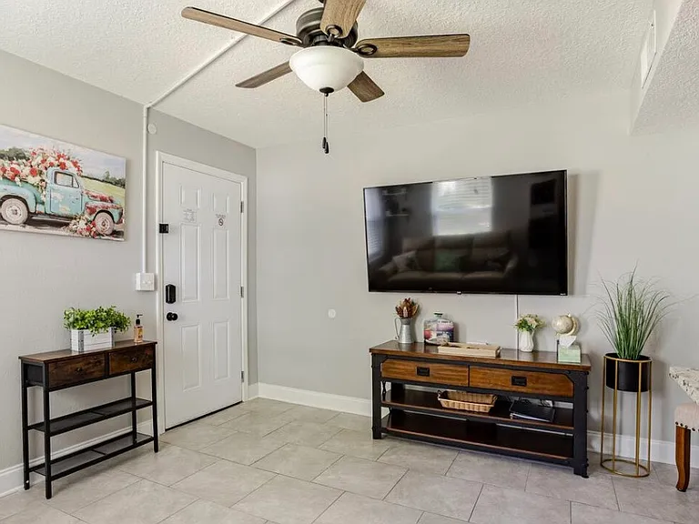 7246 E Bank Dr — Photo 20