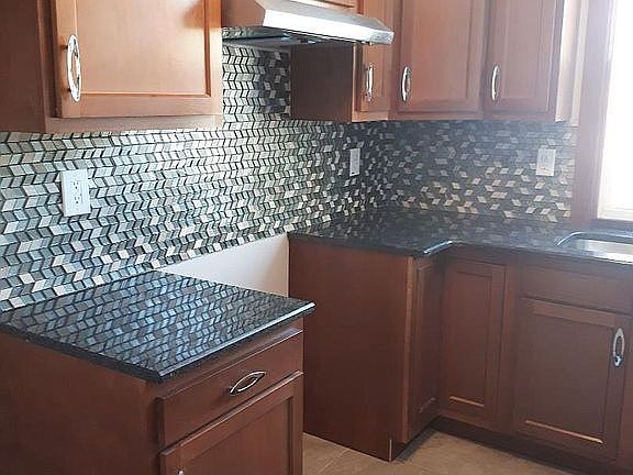 5th image of 4200 W Buena Vista St APT 1
