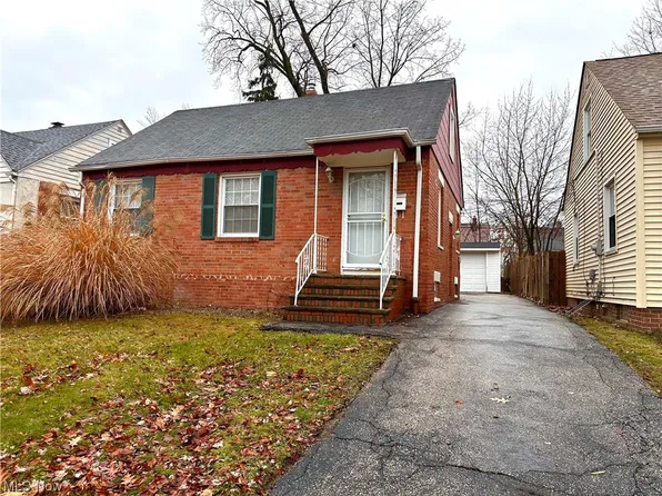 4353 Lee Heights Blvd, Warrensville Heights, OH 44128