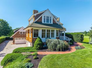 118 Peconic Bay Blvd, Riverhead, NY 11901