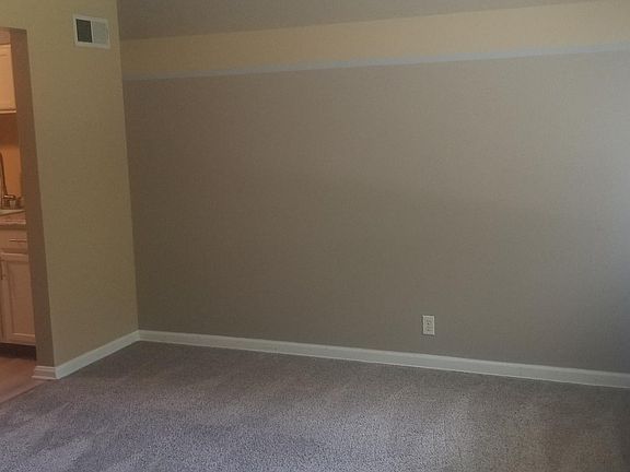 5th image of 416 James Ave