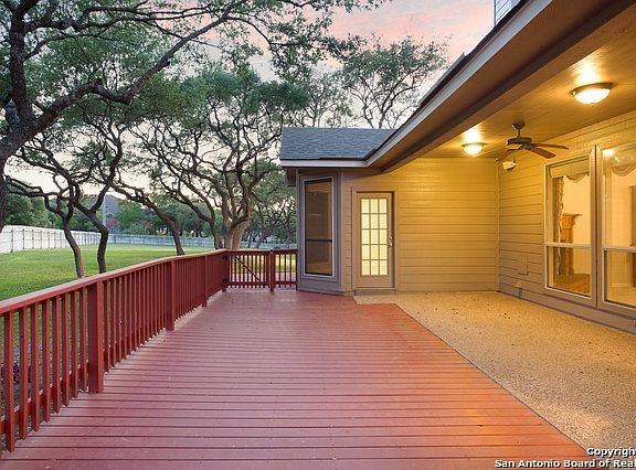 5th image of 4611 Scenic Cir