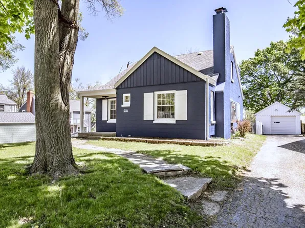 616 North 112th STREET, Wauwatosa, WI 53226