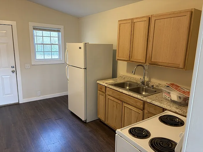 2212 Old Blue Spring Rd NW #B — Photo 3