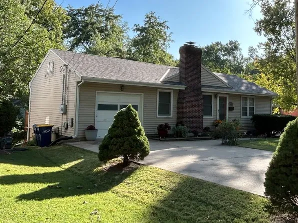 6321 W 57th Ter, Mission, KS 66202
