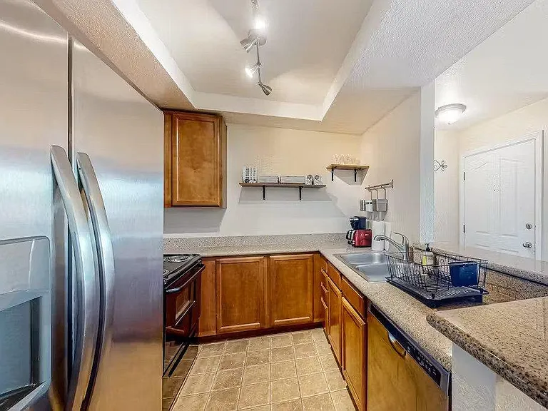 432 Edgehill Ln #20 — Photo 5