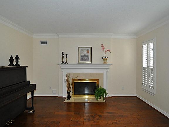5th image of 1907 Tawny Oaks Dr